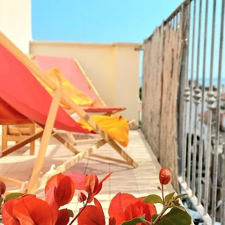 Apartment Blu Mare_attico Con Vista *